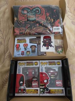Funko Marvel Collector Corps Marvel Zombies Box Complete Set Size XL