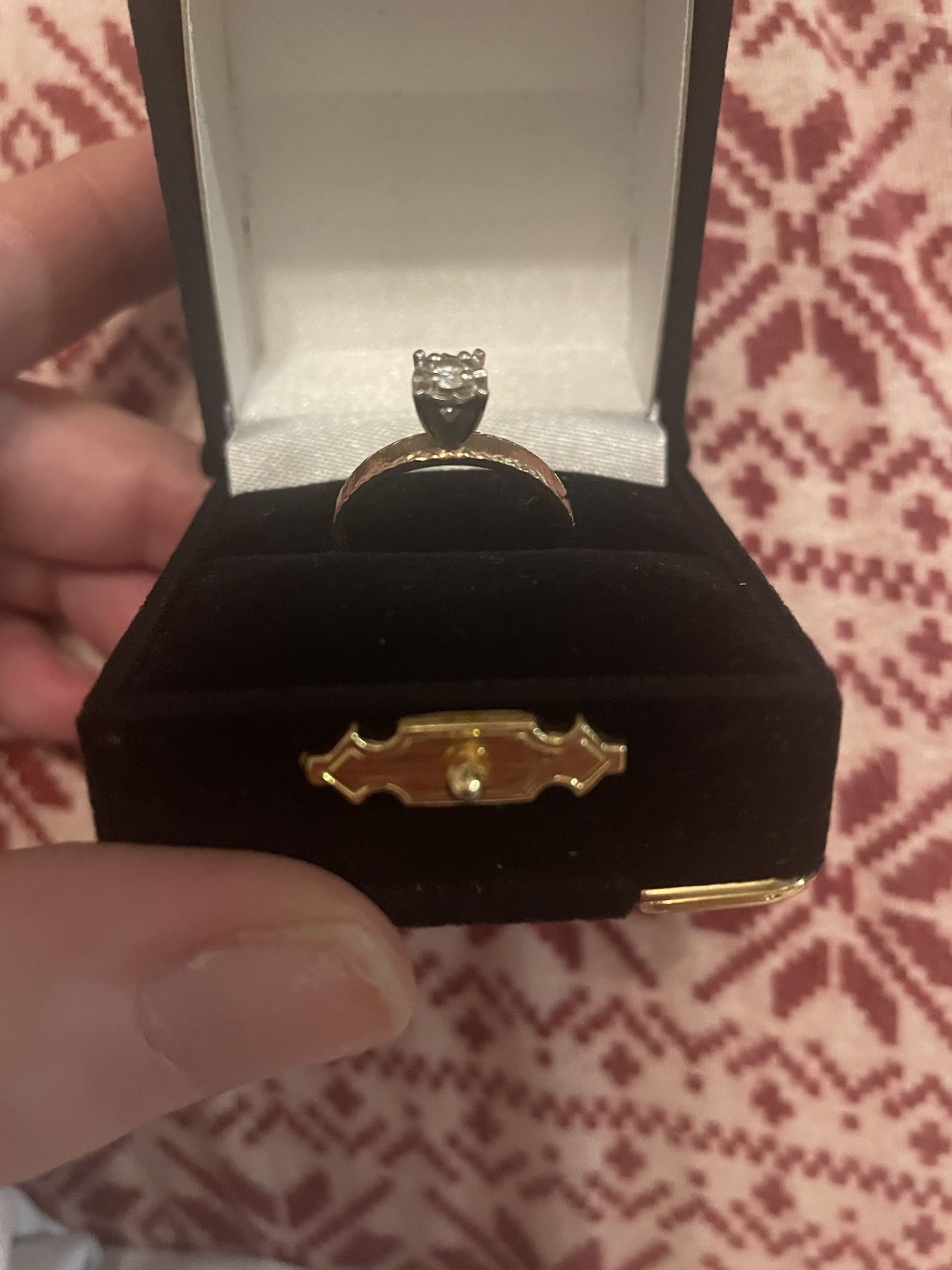 Elegant 14k Gold Diamond Vintage Engagement Women's π ring Estate piece