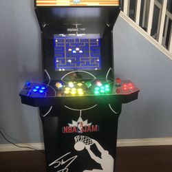 19” Screen Arcade W/8500 Games Installed 