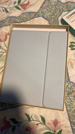 12.9 iPad Pro case with keyboard