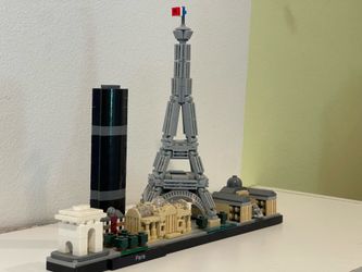 Paris Architecture LEGO Set