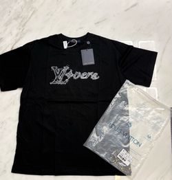 Lv black t shirt