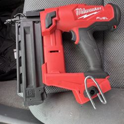 Milwaukee Finish Nail