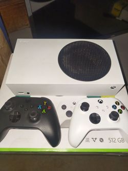 Xbox Series S 2 Controllers