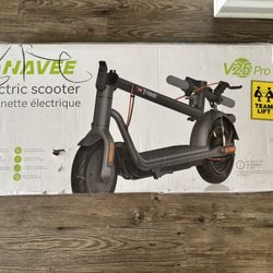 Electric Scooter - Brand New - NAVEE V25 - 19 MPH