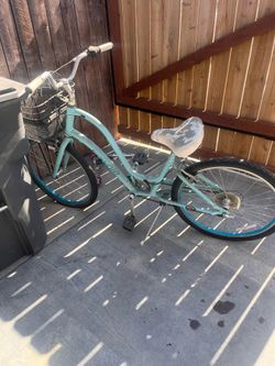Moxie Elysian Women’s Cruiser Bike