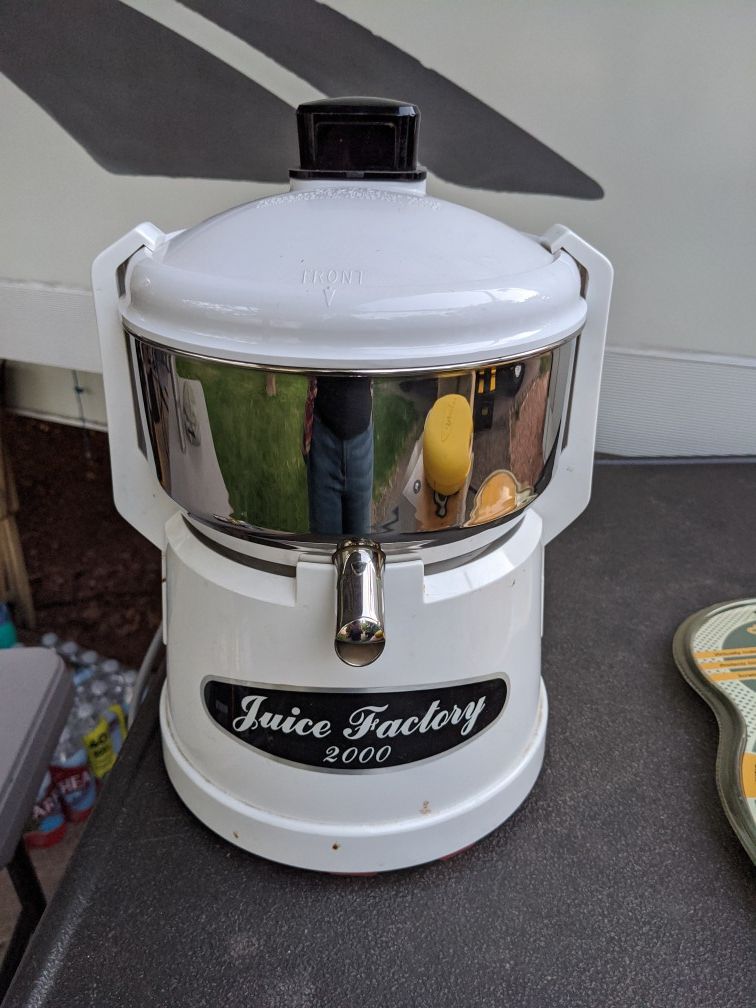 Juicer Juice factory 2000 for Sale in Scottsdale, AZ OfferUp