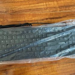 Wired Keyboard 104 Keycaps USB Keyboard With 12 Multimedia Shortcuts