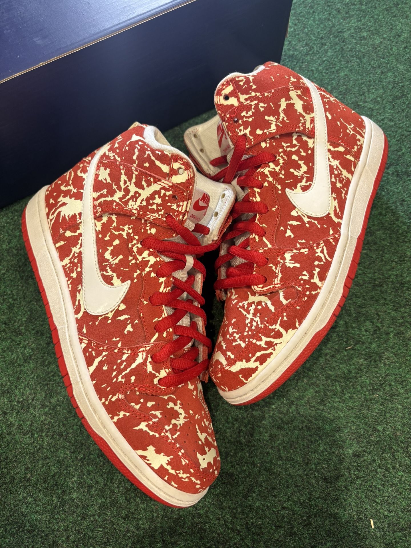 NIKE SB HIGH RAW MEATS SIZE 7.5M