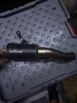 LeoVince lv10 black edition