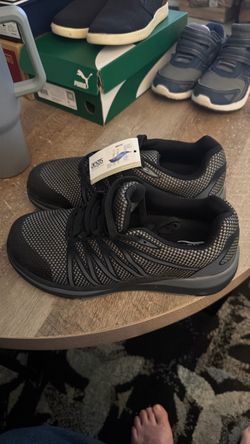 Mens shoes