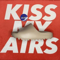 Yeezy Slide Pure (First Release)