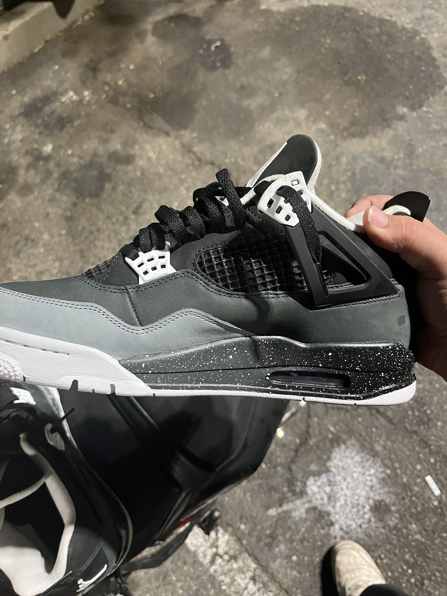 FQ8138-002 NIKE AIR JORDAN 4 RETRO FEAR (MEN'S)