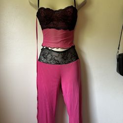 Elegant Pink and Black Women's Lingerie Set