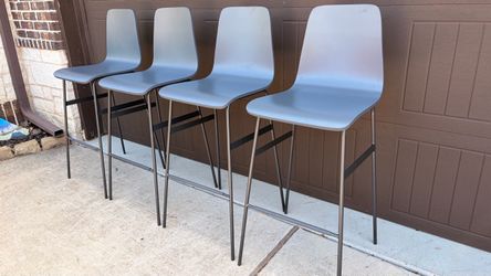 Beautiful Charcoal Gray BAR HEIGHT Chairs ( Set of 4 ) Brand NEW!