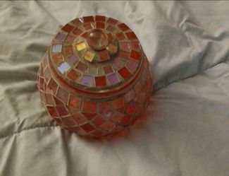 Glass jar