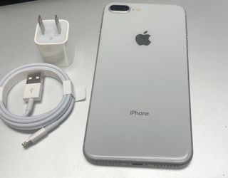 iPhone 8 Plus 64GB Factory Unlocked -Silver