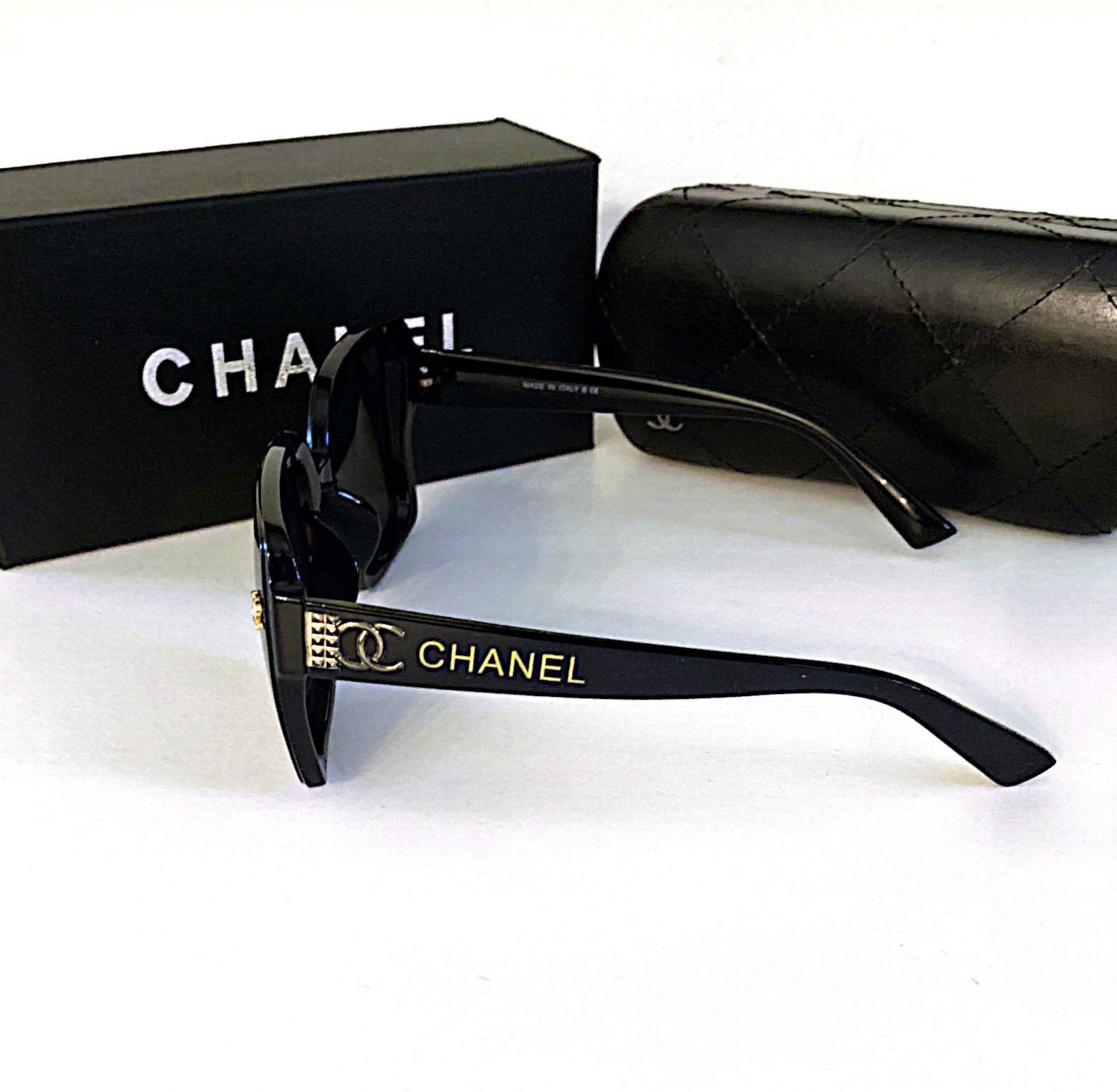 Chanel 3221-Q c.1074?black oval plastic silver arms Eyeglasses for