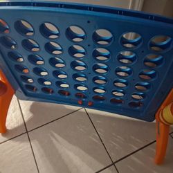 Giant Connect 4 Game