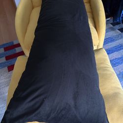 Black Body Length pillow
