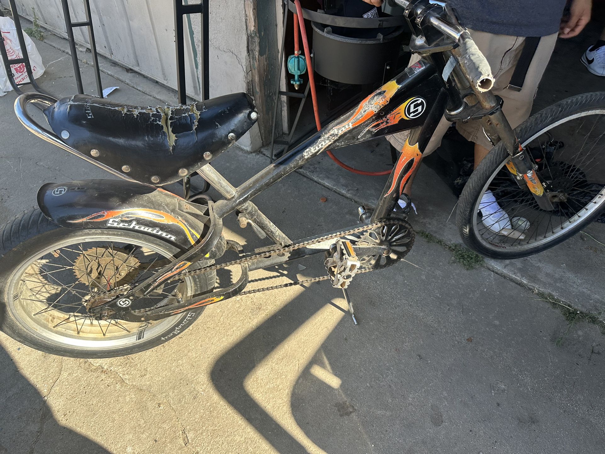 Schwinn Stingray Chopper Bike