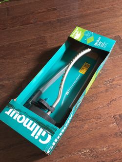 New $8 lawn sprinkler
