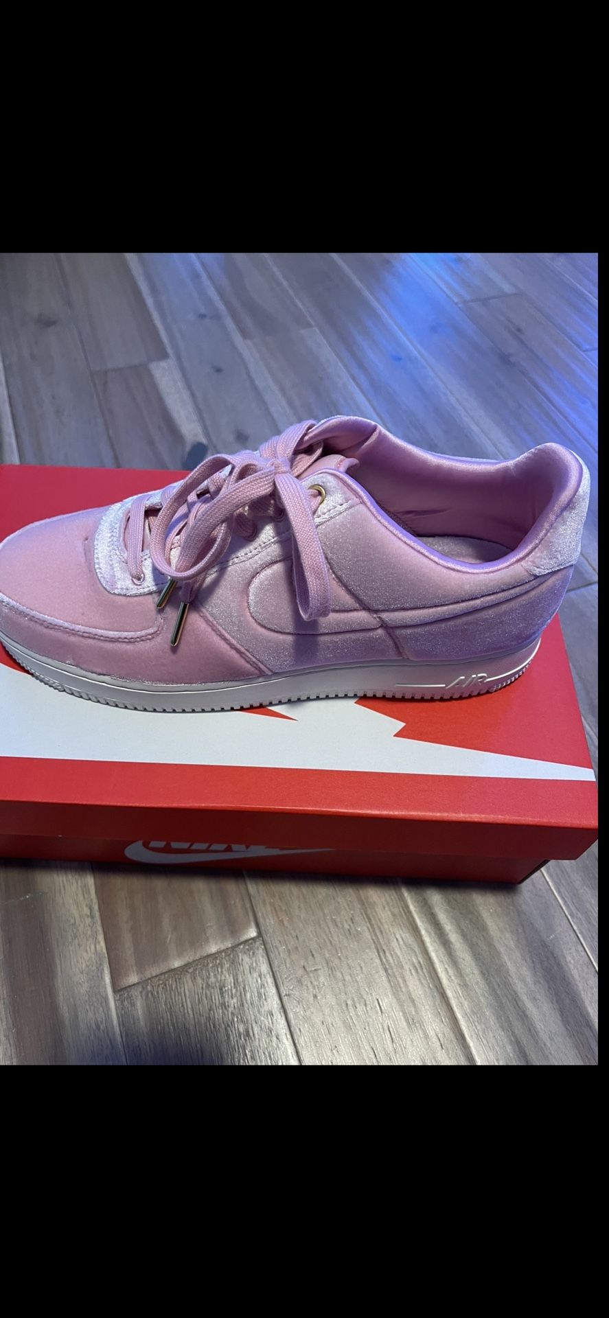 Mens Pink Air Force Size 9.5