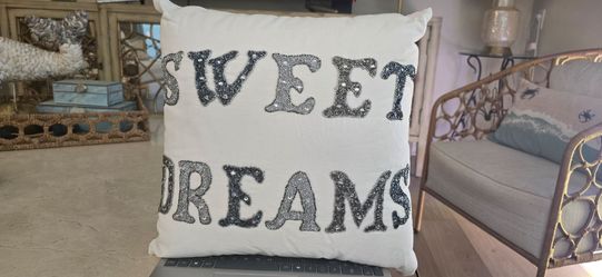 Nourison Beaded Pillow-New