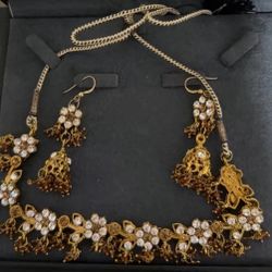 24k Gold  Earnings And Necklace Set 