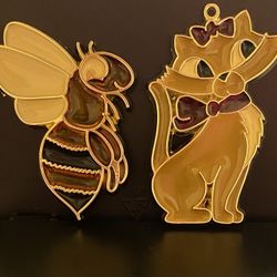 Vintage stained glass Of Cat & Bee