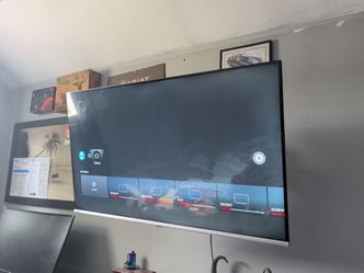 Toshiba Smart TV 45 inch  180 p. 60 hz