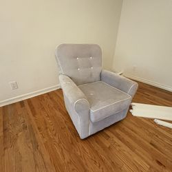 Like New Rocking Chair!