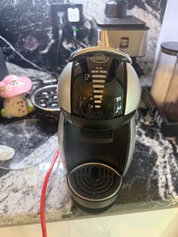 Nescafé Dolce Gusto Pod Coffee Machine
