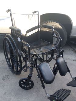 RYTHNM WHEELCHAIR 18" WIDTH ELEVATED LEGREST