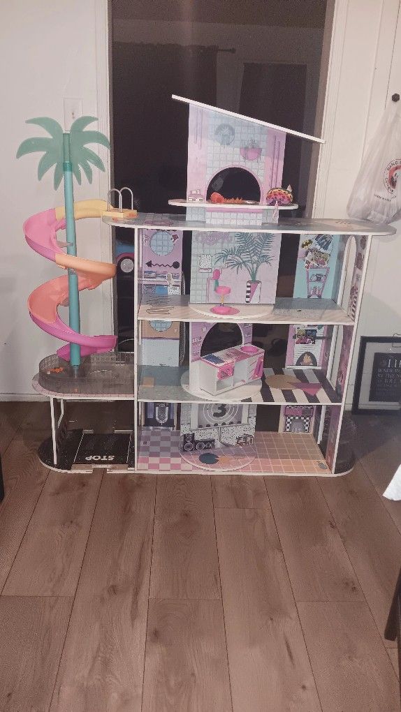 Lol Doll House