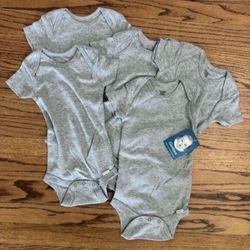 12 Month New Gerber Baby- 5-Pack Solid Onesies Bodysuits