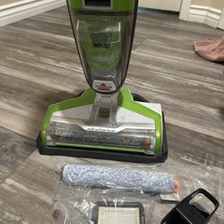 Bissell Wet Vacuum 