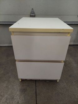 White nightstand 2 drawers
