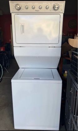 Whirpool Stackable electric washer and gas dryer