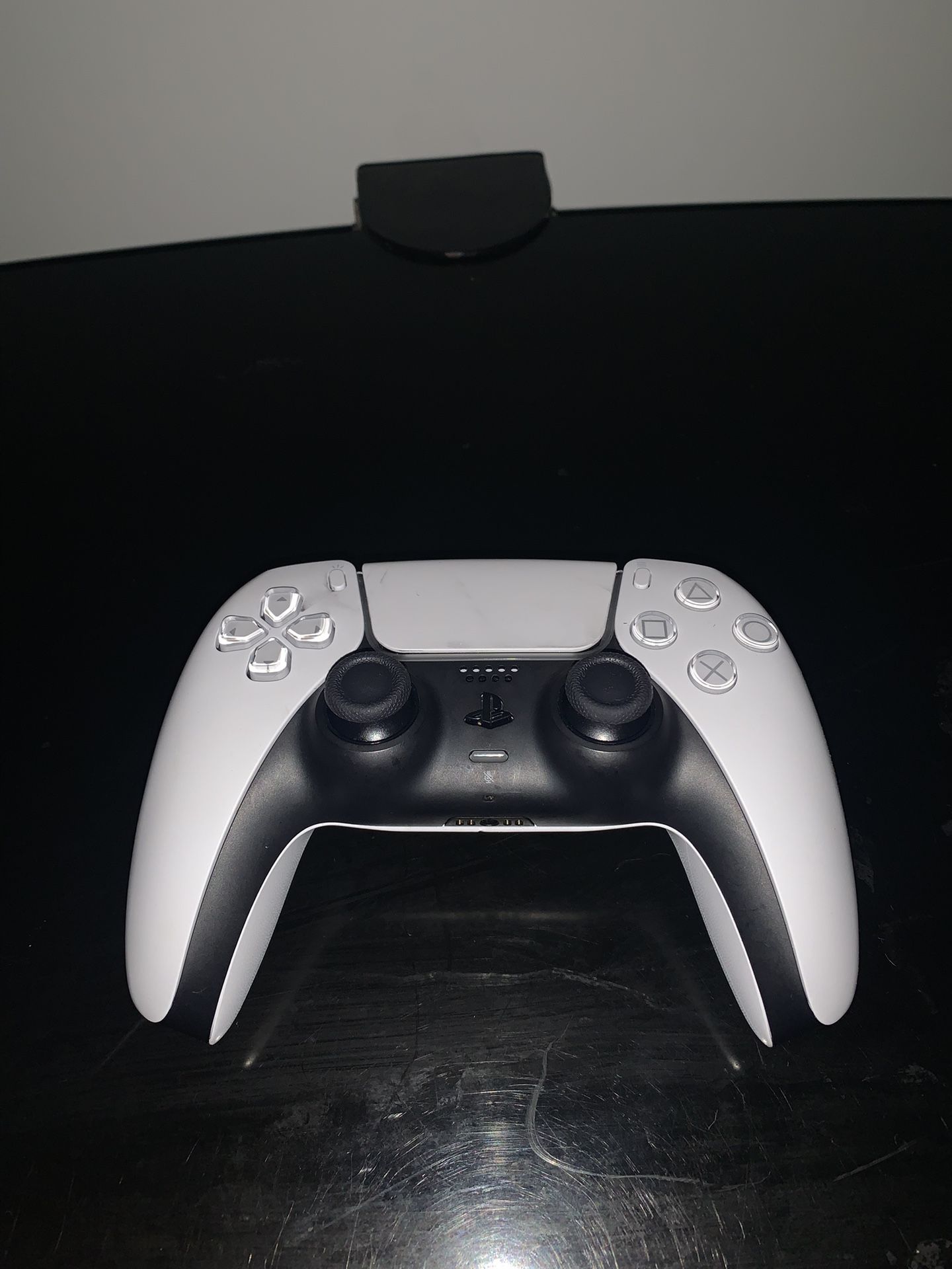 White PS5 Controller – Gently Used, Works Great!