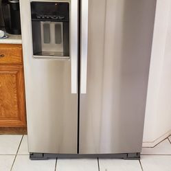 Whirlpool Stainless Fridge