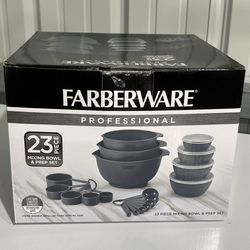 NEW 23 Piece Farberware Mixing Bowl Baking Prep Set 