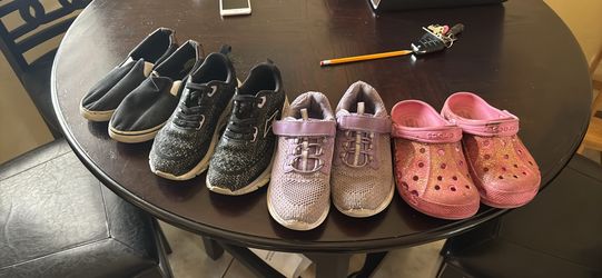 Girl’s Shoes