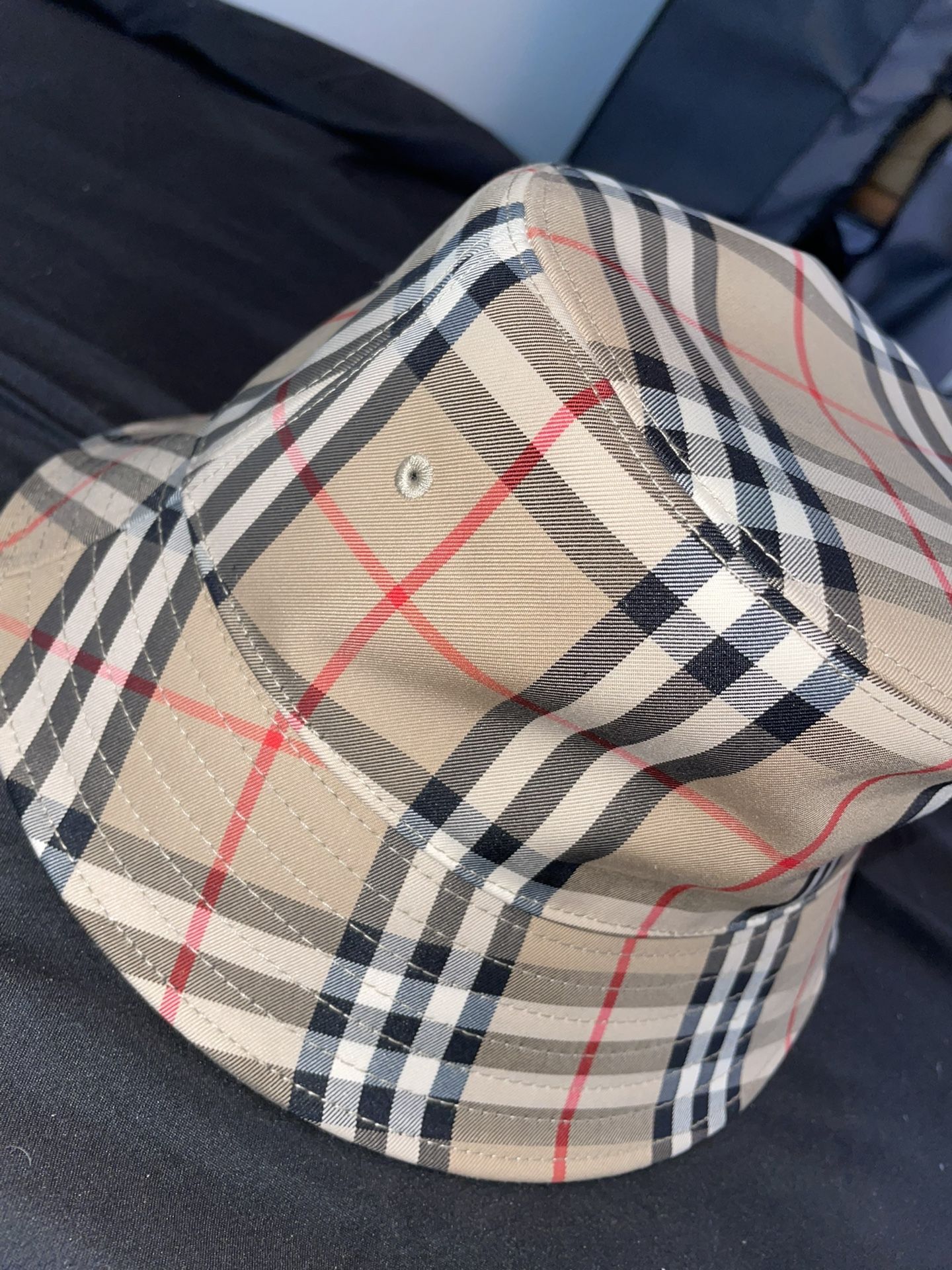 Burberry Men Bucket Hat