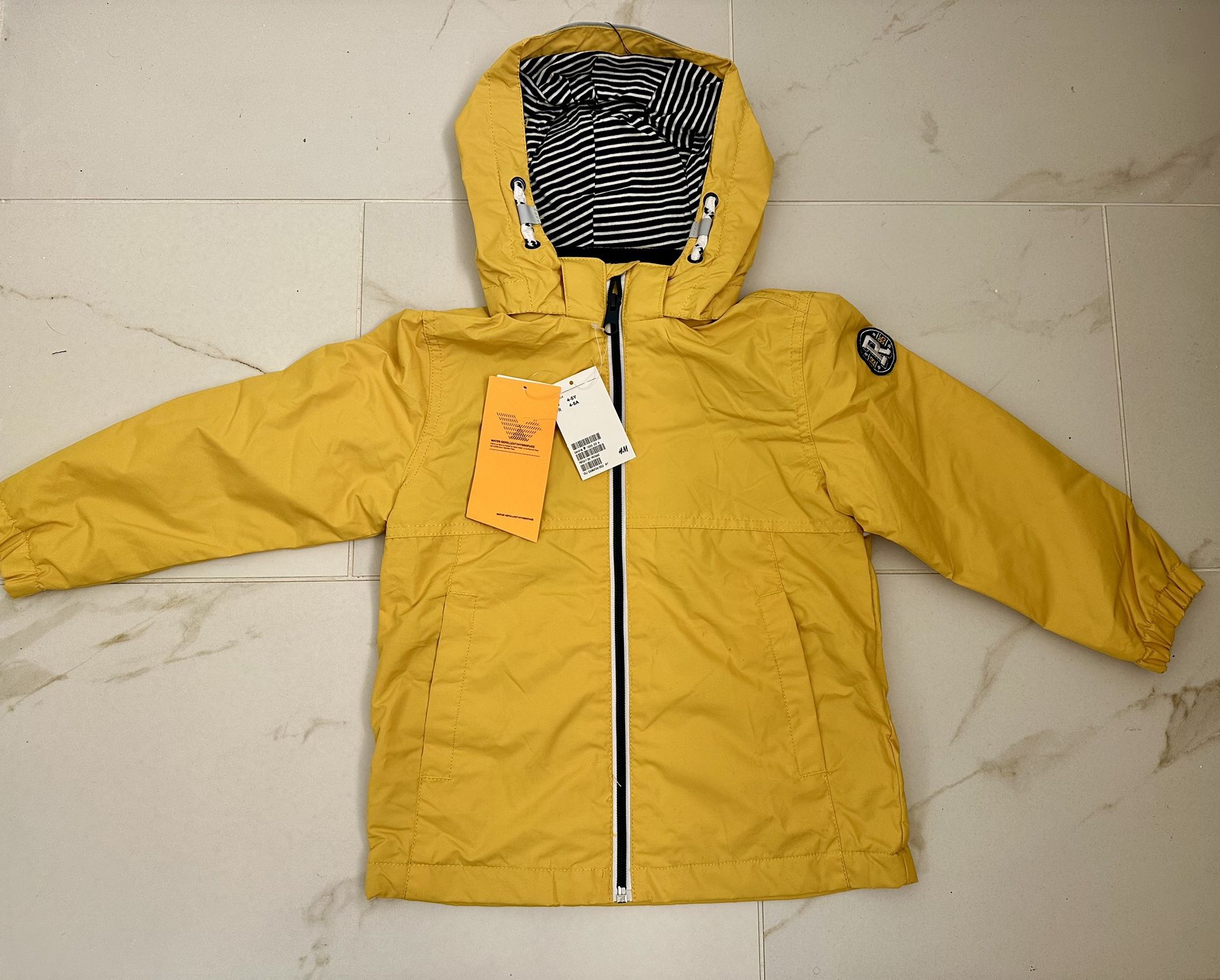 Kids Water Repellent Coat Size 4-5
