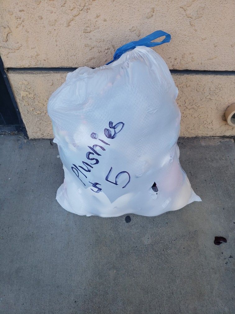 $5 Bag Of Mixed Plushies