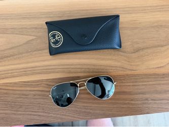 Aviator Ray Ban sunglasses