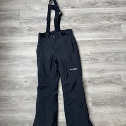 Woman’s Columbia Titanium snow pants (small)