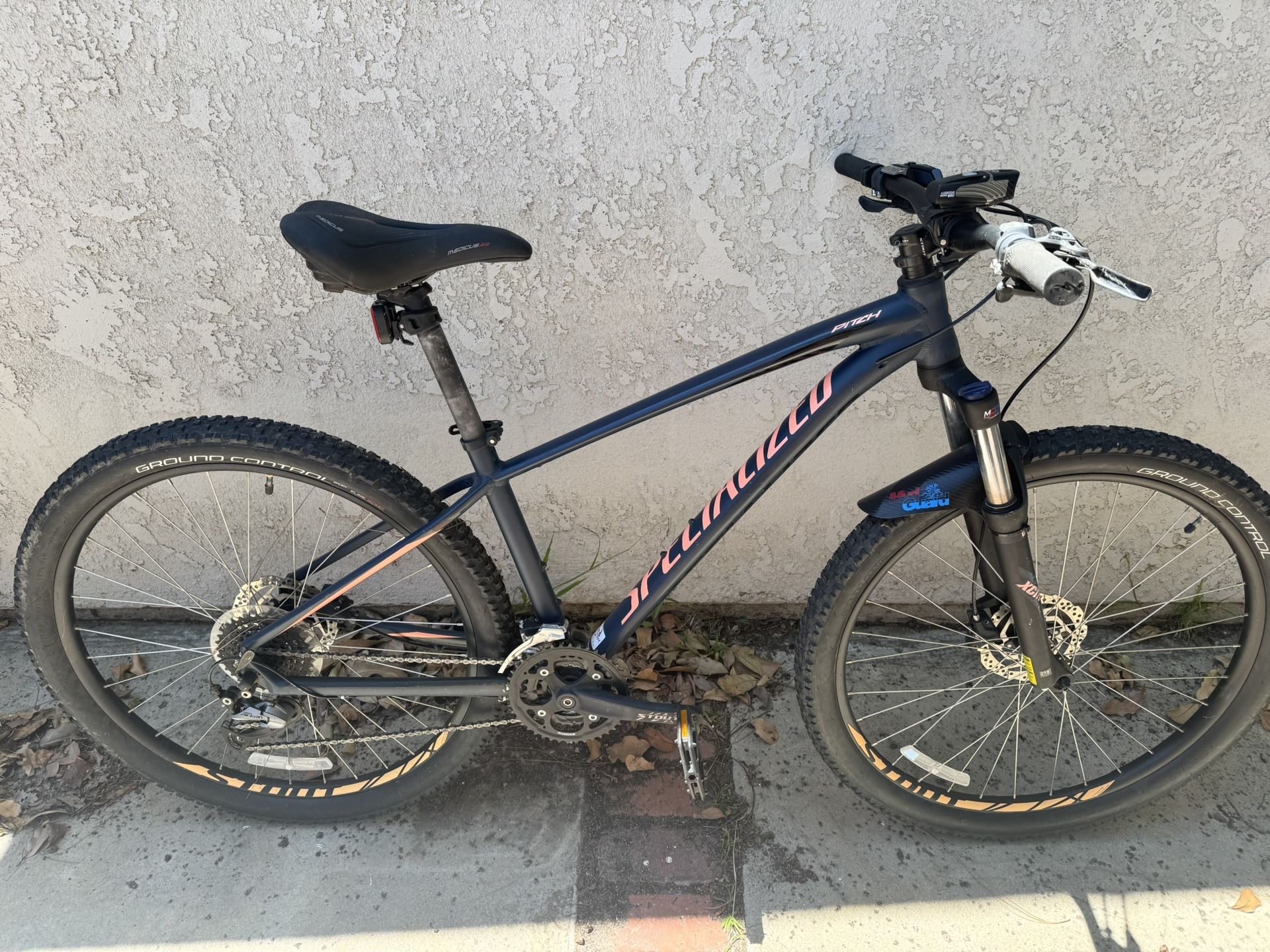 Specialized Pitch Mountain Bike Medium Frame