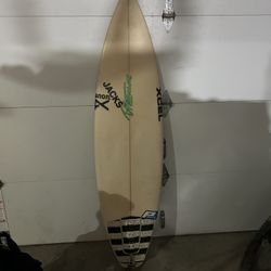 T Patterson 6ft Surfboard (short board)